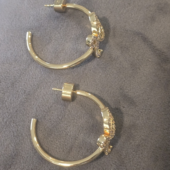 Loewe Elegant Gold and Silver Women's Earings - Picture 4 of 7